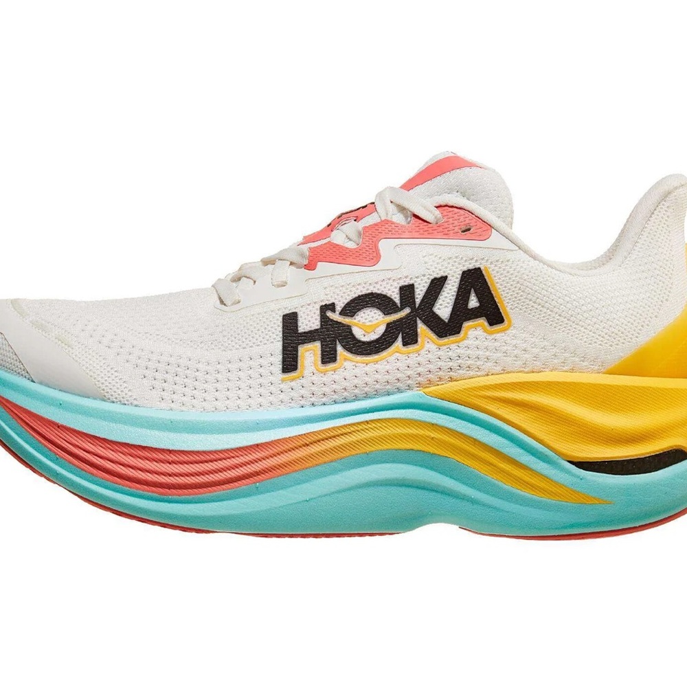 Hoka Skyward X